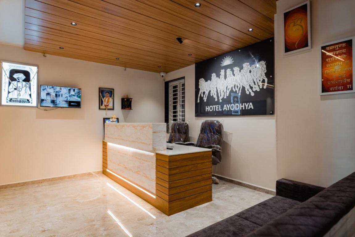 Hotel Ayodhya Virpur Bagian luar foto