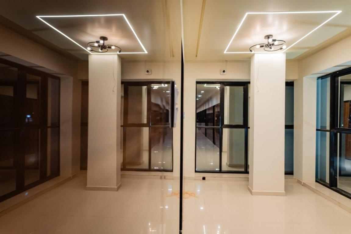 Hotel Ayodhya Virpur Bagian luar foto