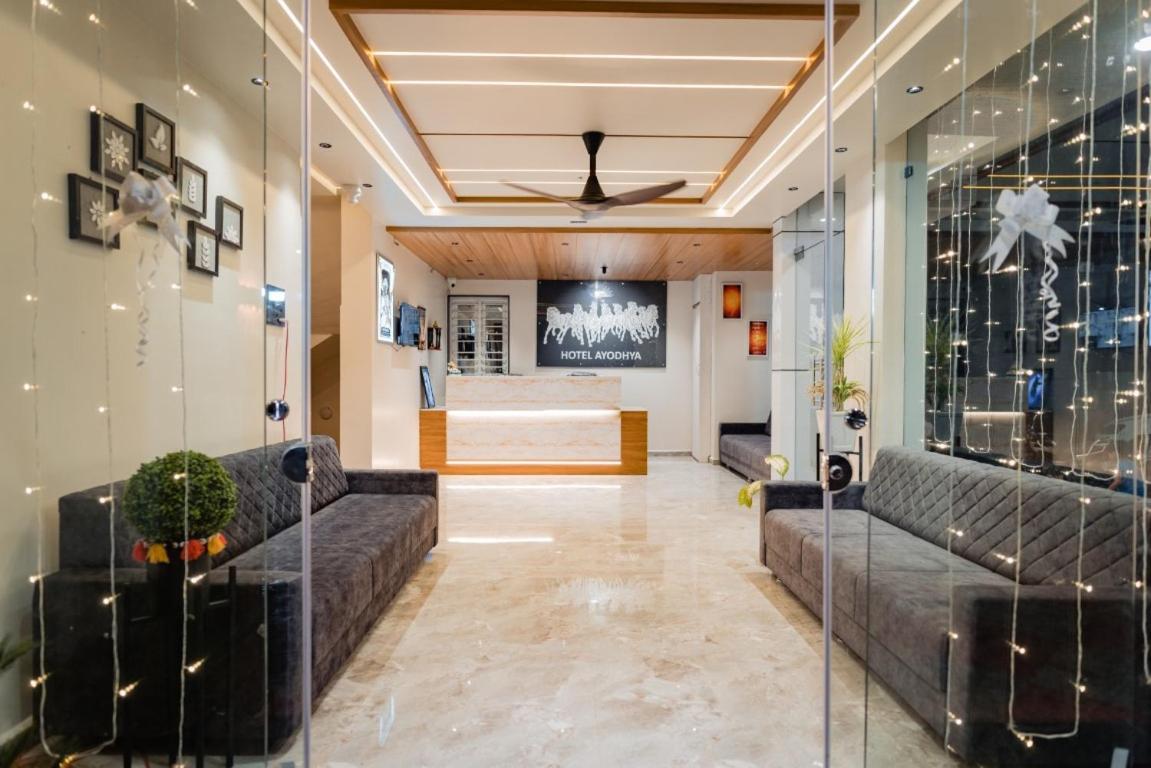 Hotel Ayodhya Virpur Bagian luar foto